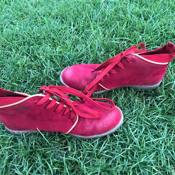 Vintage British Flag Shoes - Picture 3 of 3